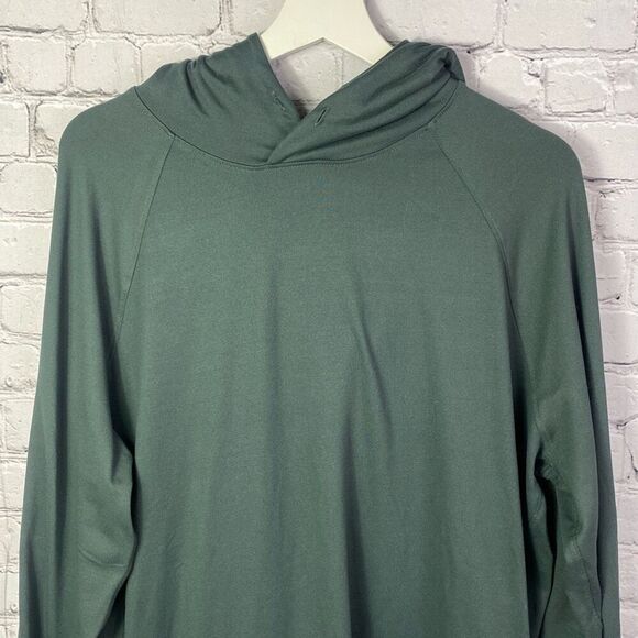 Feat Standard Hoodie Size M Gray Green - Picture 2 of 8